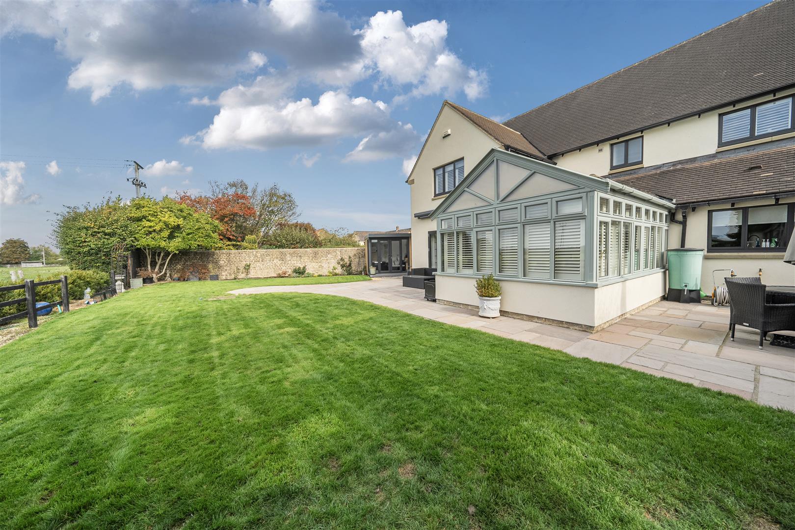 Rushcroft Close, Lea, Malmesbury